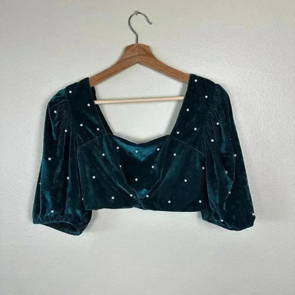 Urban Outfitters Velvet Top Pearl Embellished Crop Emerald Green Women's Small - Picture 2 of 6
